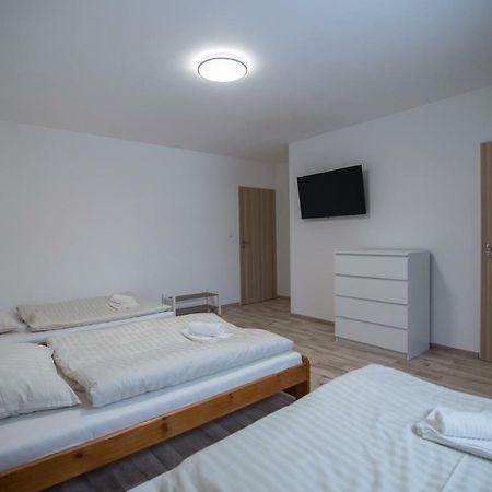 Apartment Sarka Hostka  Buitenkant foto