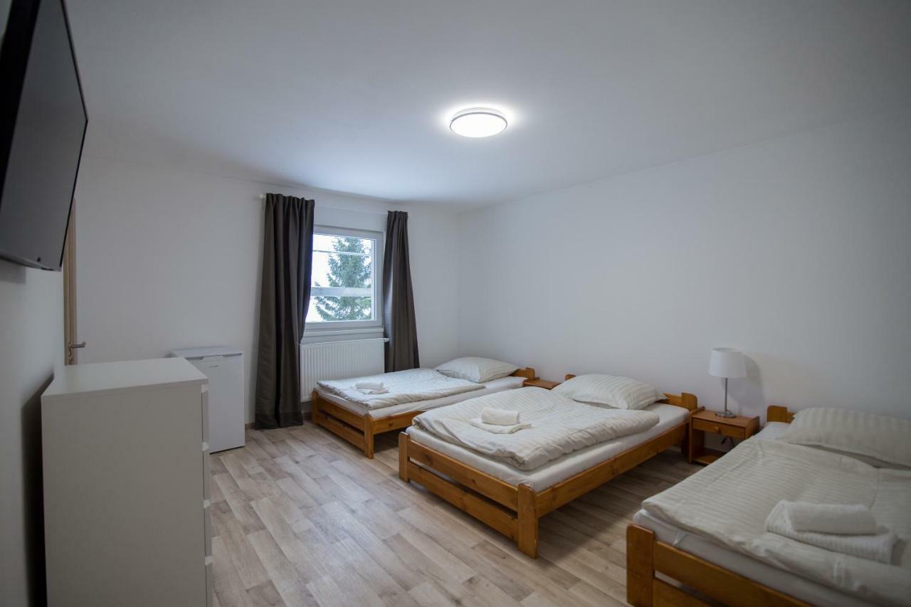 Apartment Sarka Hostka  Buitenkant foto