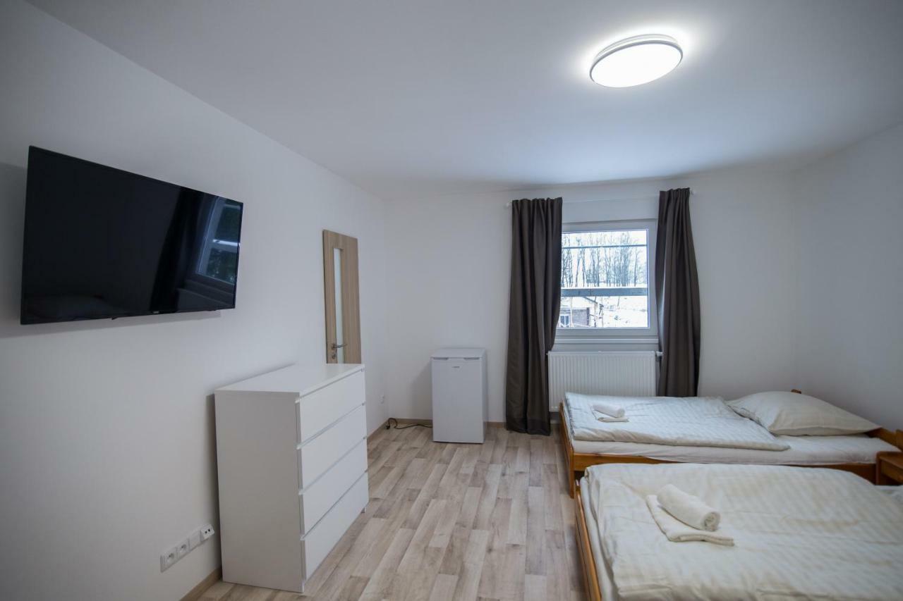 Apartment Sarka Hostka  Buitenkant foto