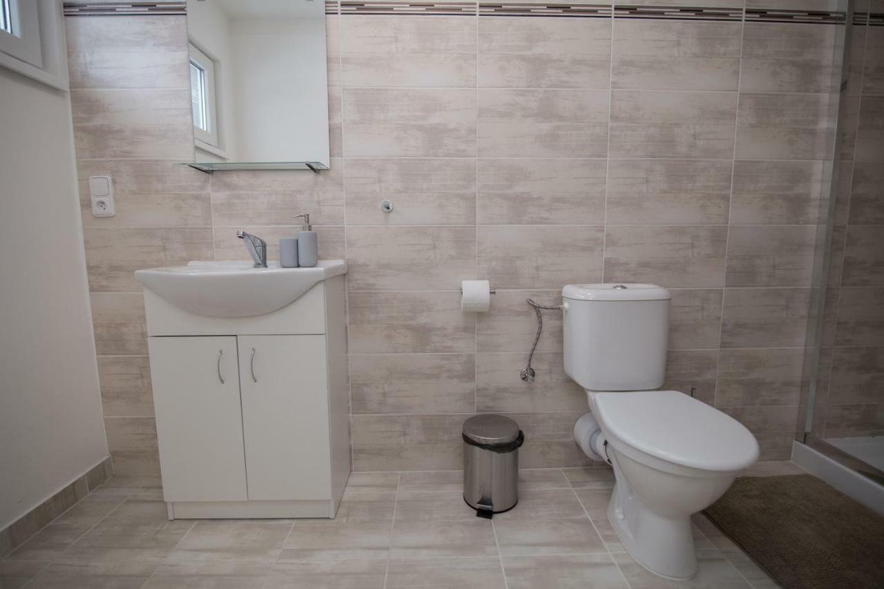 Apartment Sarka Hostka  Buitenkant foto
